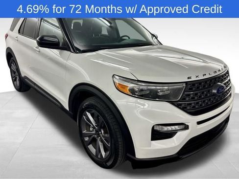 Used 2023 Ford Explorer XLT w/ Equipment Group 202A image 1