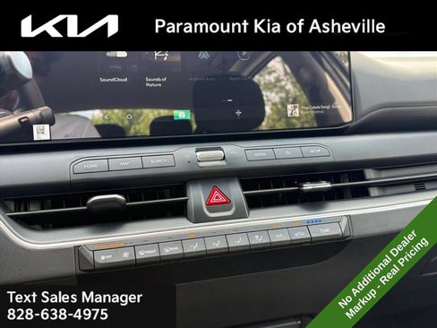 New 2026 Kia K4 FWD image 12