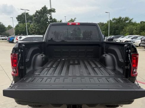 Used 2025 RAM 2500 Big Horn AWD/4WD image 7