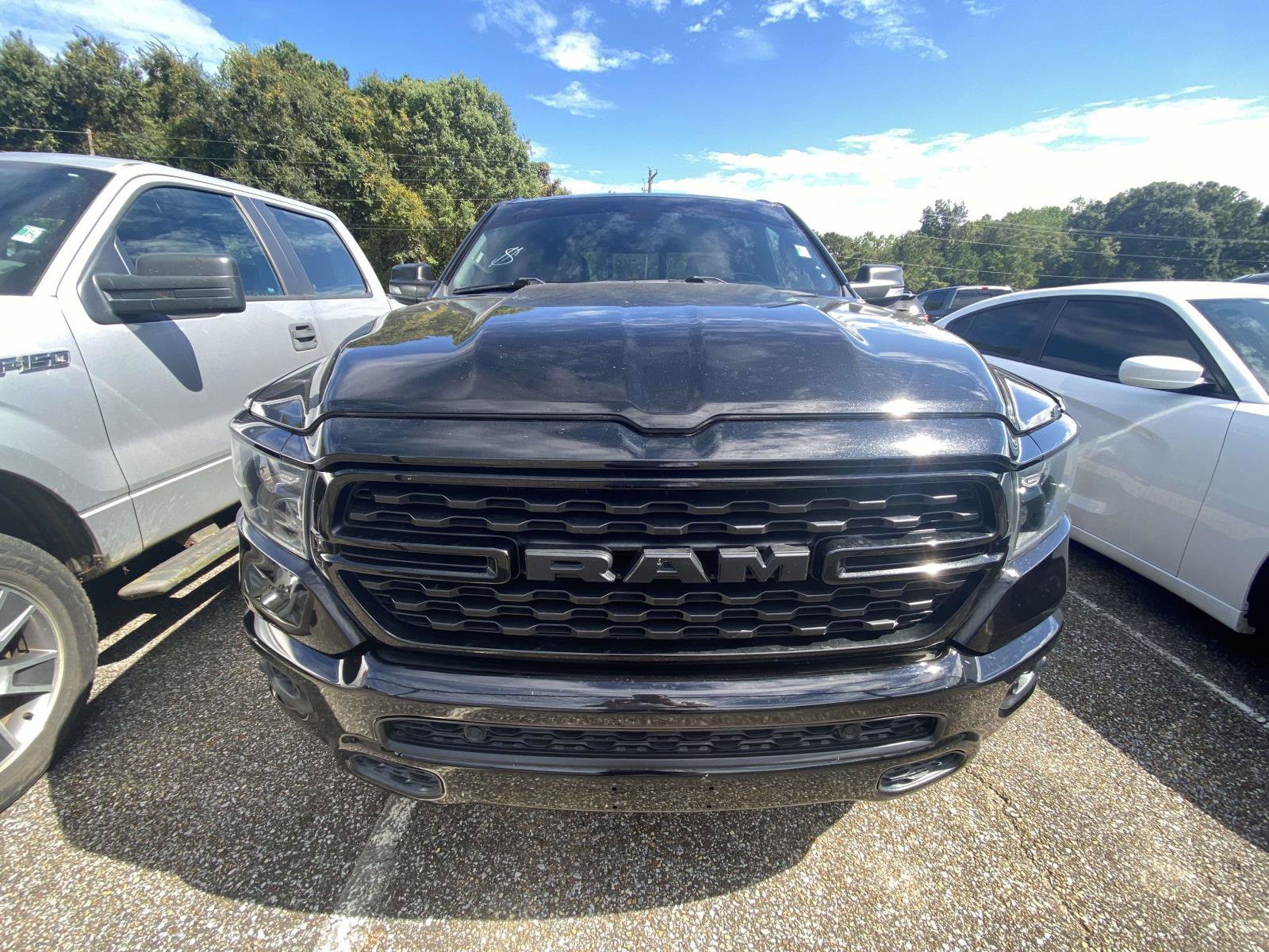 Used 2022 RAM 1500 Big Horn w/ Night Edition RWD image 2
