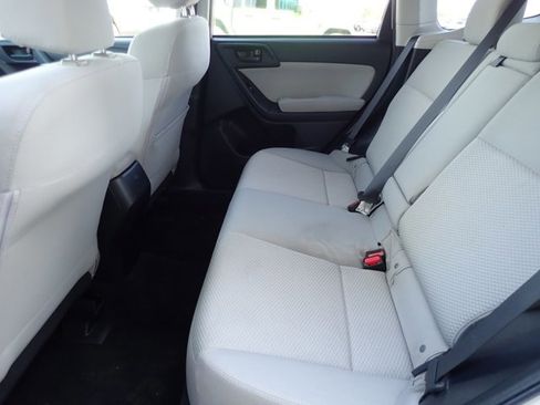 Used 2014 Subaru Forester 2.5i Premium w/ Popular Package #2 image 9