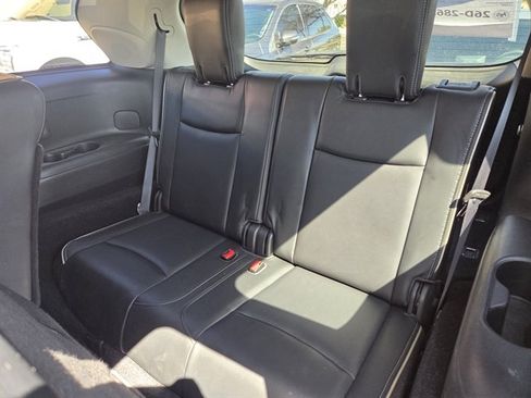Used 2019 INFINITI QX60 Luxe w/ Essential Package AWD/4WD image 14