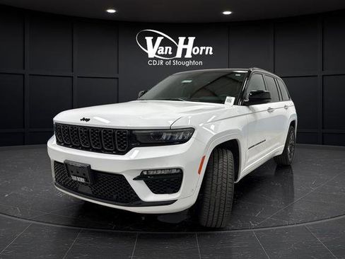 Used 2024 Jeep Grand Cherokee Summit AWD/4WD image 3