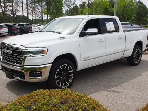 Used 2025 RAM 1500 Limited AWD/4WD image 4