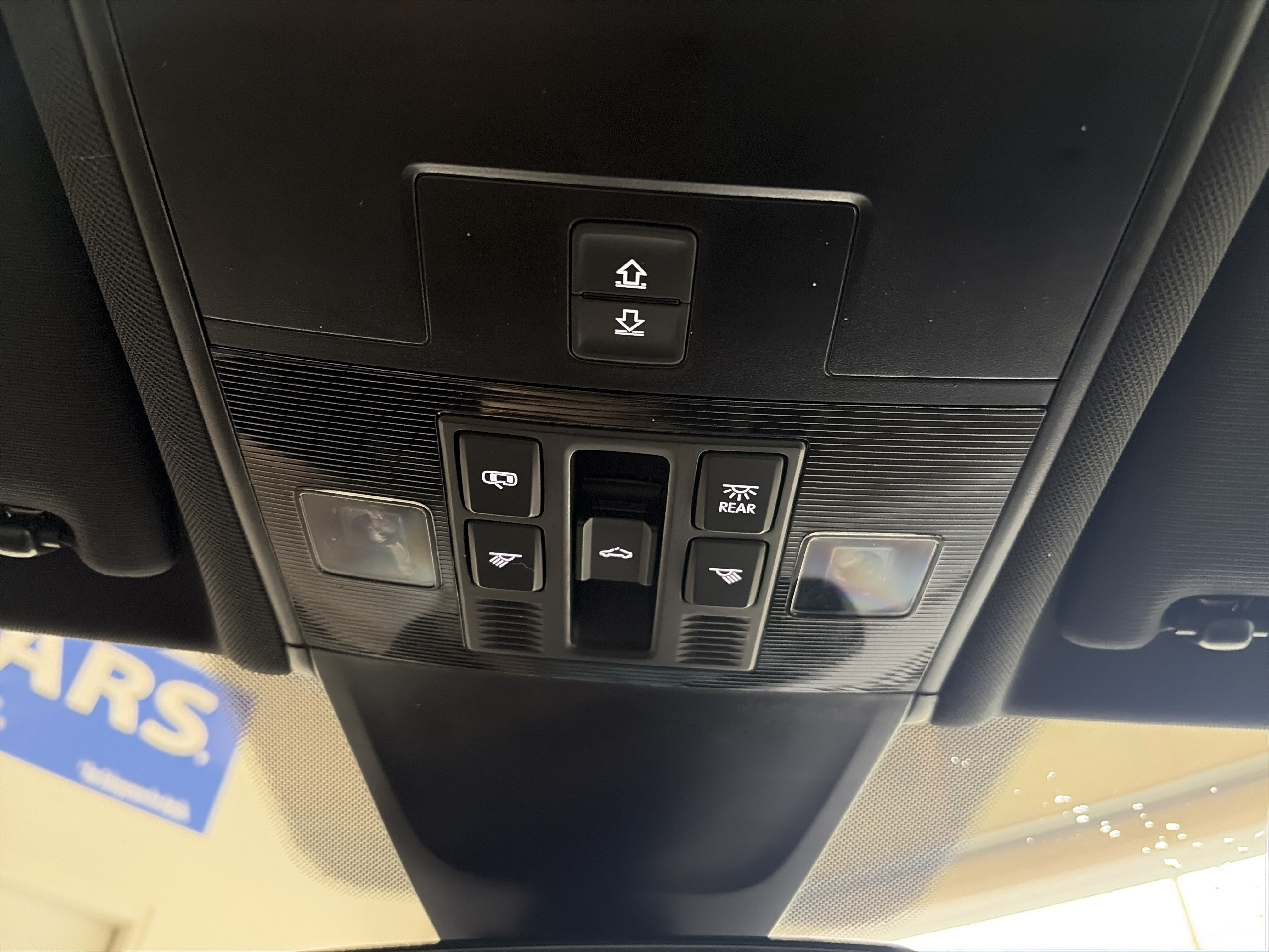 Used 2024 Volkswagen Tiguan SEL R-Line AWD/4WD image 37