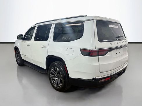 Used 2024 Jeep Wagoneer Series II AWD/4WD image 8