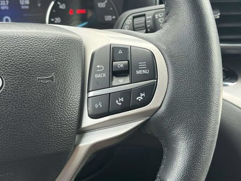 Used 2023 Ford Explorer XLT w/ Equipment Group 202A AWD/4WD image 28