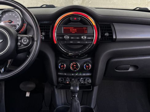 Used 2016 MINI Cooper 2-Door Hardtop FWD image 5