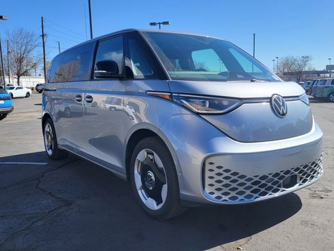 New 2025 Volkswagen ID. Buzz Pro S image 7