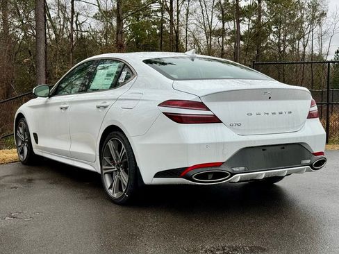 Used 2025 Genesis G70 2.5T w/ Sport Prestige Package image 11