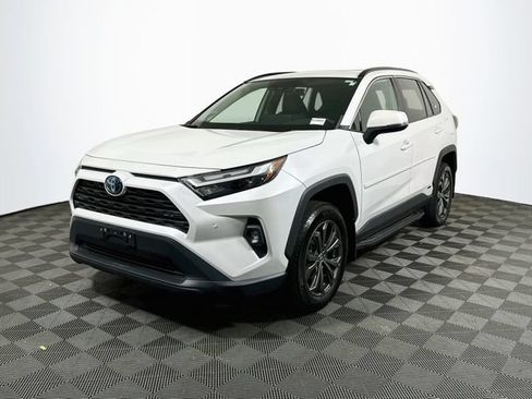 Certified 2023 Toyota RAV4 XLE Premium AWD/4WD image 4