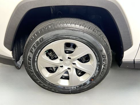 Used 2024 Toyota RAV4 LE FWD image 13