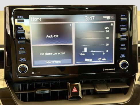 Used 2022 Toyota Corolla LE image 10