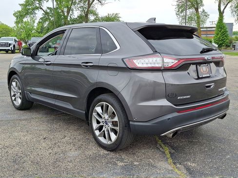 Used 2018 Ford Edge Titanium w/ Equipment Group 302A AWD/4WD image 22