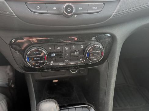 Used 2023 Buick Encore GX Select w/ Sport Touring Package FWD image 19