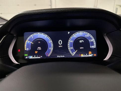 New 2025 Jeep Grand Cherokee L Laredo image 11