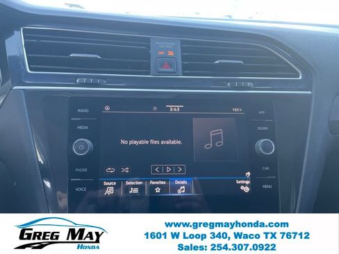 Used 2024 Volkswagen Tiguan SE w/ Panoramic Sunroof Package FWD image 19
