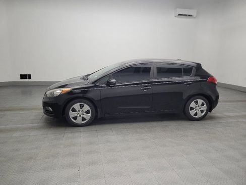 Used 2016 Kia Forte LX image 2