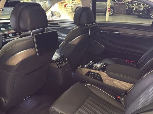 Used 2022 Genesis G90 5.0 Ultimate image 22