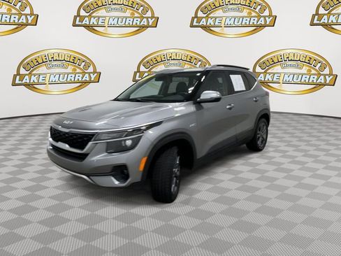 Used 2022 Kia Seltos S AWD/4WD image 7