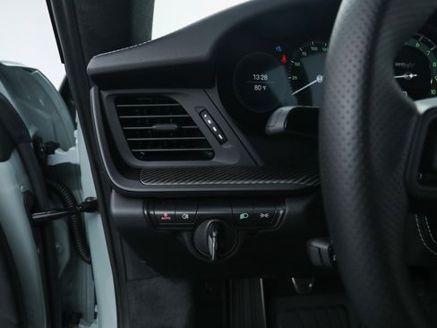 Used 2024 Porsche 911 GT3 RS RWD image 31