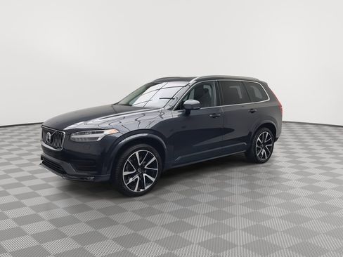 Used 2022 Volvo XC90 T6 Momentum w/ Advanced Package AWD/4WD image 40