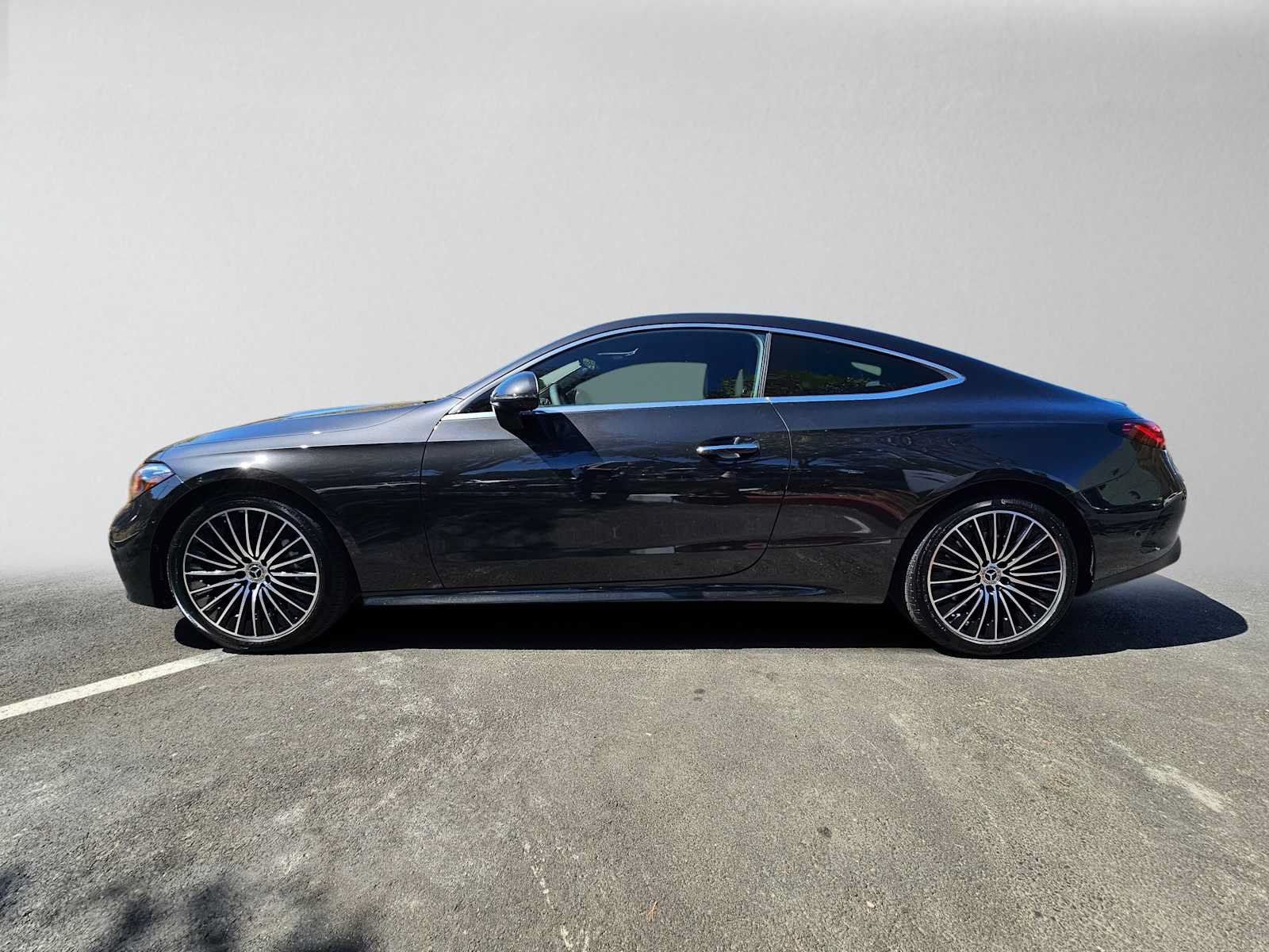 New 2027 Mercedes-Benz CLE 450 4MATIC Coupe image 6