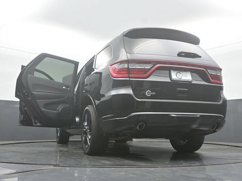 Used 2022 Dodge Durango SXT w/ Blacktop Package AWD/4WD image 62