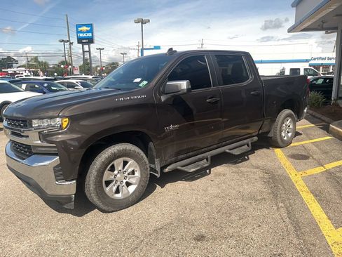 Used 2021 Chevrolet Silverado 1500 LT RWD image 1