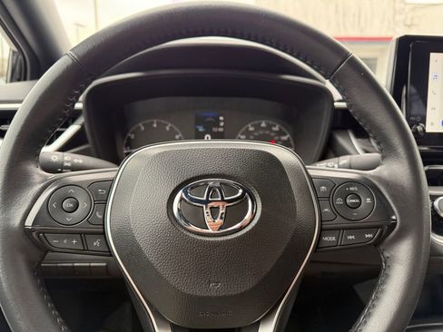 Certified 2024 Toyota Corolla SE image 32