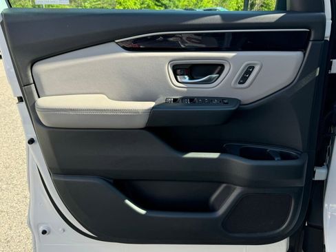 Used 2023 Honda Pilot EX-L image 13