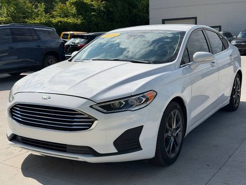 Used 2020 Ford Fusion SEL FWD image 4