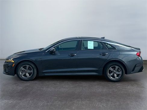 Used 2022 Kia K5 LXS image 2