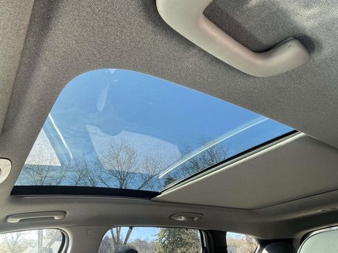 Used 2023 Hyundai Santa Fe Limited image 17