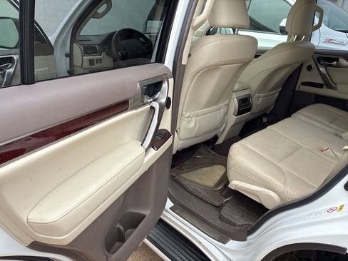 Used 2014 Lexus GX 460 Luxury AWD/4WD image 10