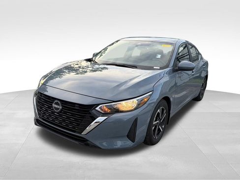 Used 2025 Nissan Sentra SV w/ Trunk Package FWD image 15