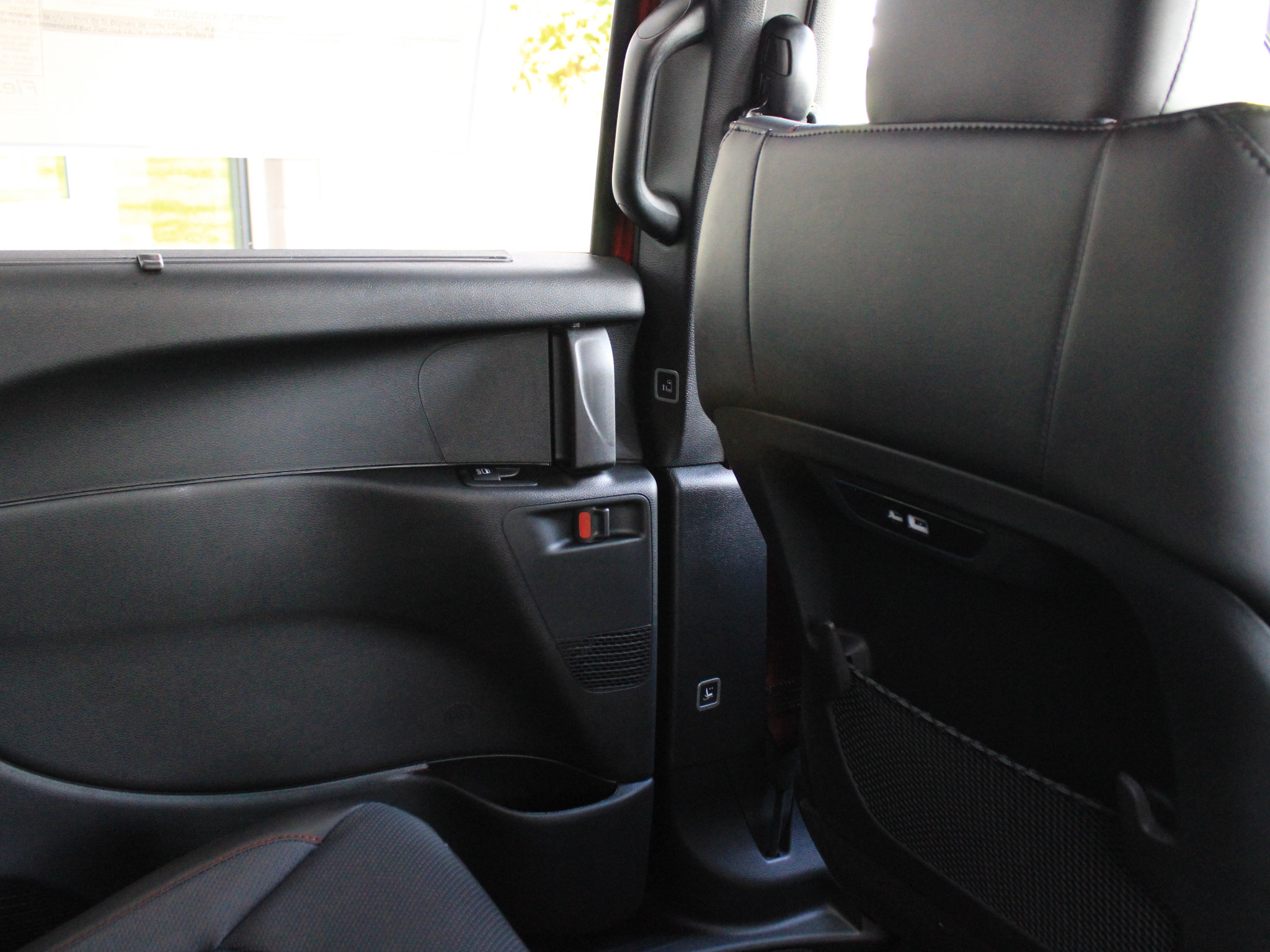 New 2027 Chrysler Pacifica Select FWD image 31