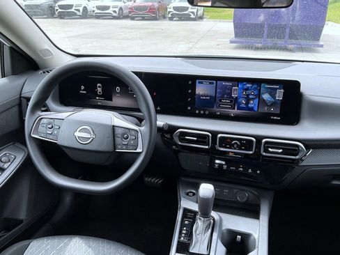 New 2026 Nissan Sentra SV FWD image 14