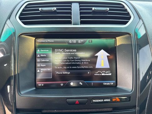 Used 2016 Ford Explorer XLT w/ Equipment Group 201A AWD/4WD image 39