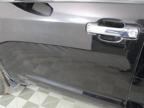Used 2016 Toyota Sequoia Platinum AWD/4WD image 29