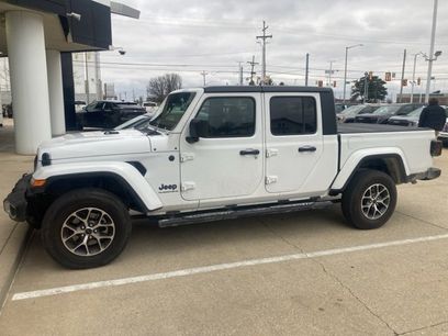 Used 2025 Jeep Gladiator Sport