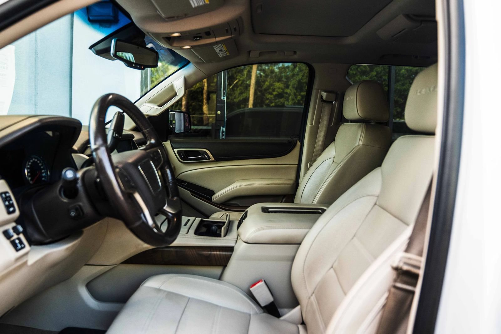 Used 2018 GMC Yukon Denali w/ Open Road Package RWD image 23