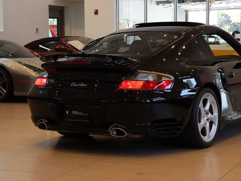 Used 2001 Porsche 911 Turbo image 31