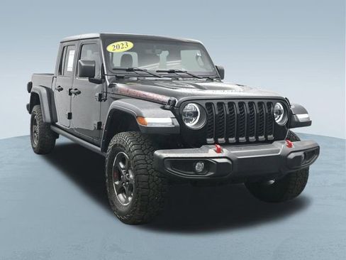 Used 2023 Jeep Gladiator Rubicon w/ LED Lighting Group AWD/4WD image 3