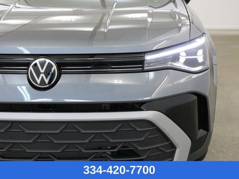 New 2026 Volkswagen Taos S image 7