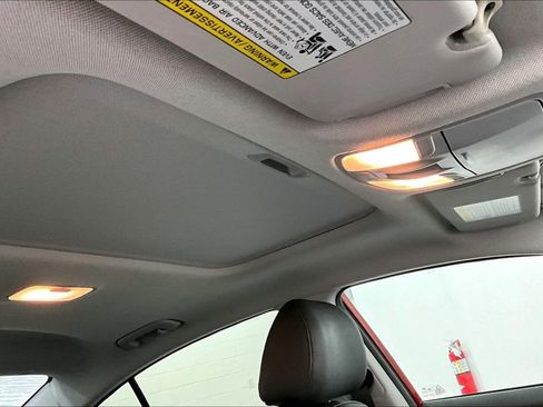 Used 2017 Hyundai Elantra Limited w/ Limited Tech Package 04 image 20