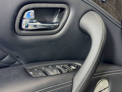 Used 2021 INFINITI QX80 Sensory w/ Cargo Package AWD/4WD image 21