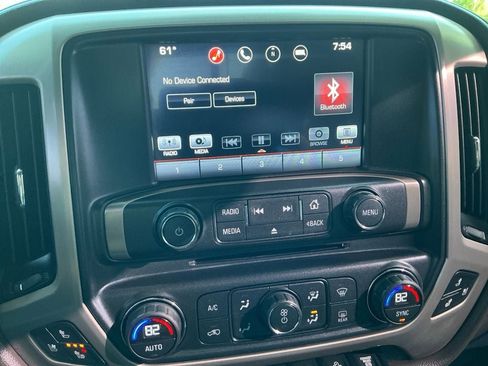 Used 2016 GMC Sierra 2500 Denali w/ Duramax Plus Package AWD/4WD image 18