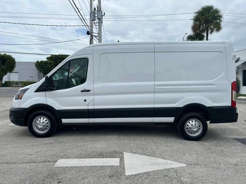 Used 2023 Ford Transit 250 Medium Roof AWD w/ Load Area Protection Package image 5