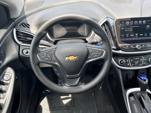 Used 2018 Chevrolet Volt LT FWD image 24